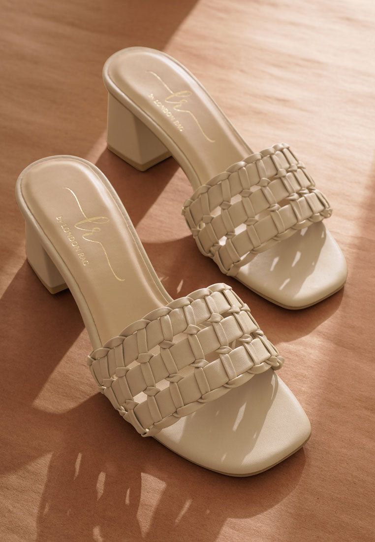 women strap detail slip-on sandals#color_beige