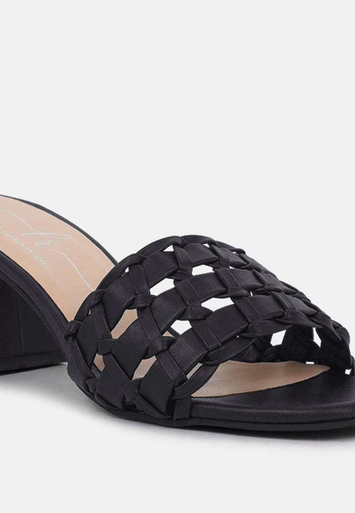 women strap detail slip-on sandals#color_black