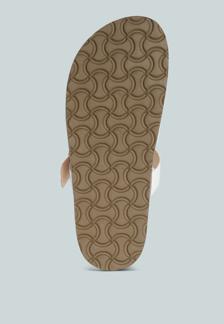 women strappy faux leather slip on flats#color_white