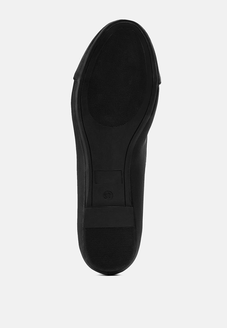 women two tone ballet flats#color_black