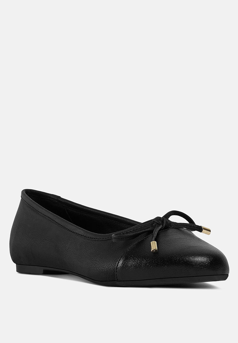women two tone ballet flats#color_black