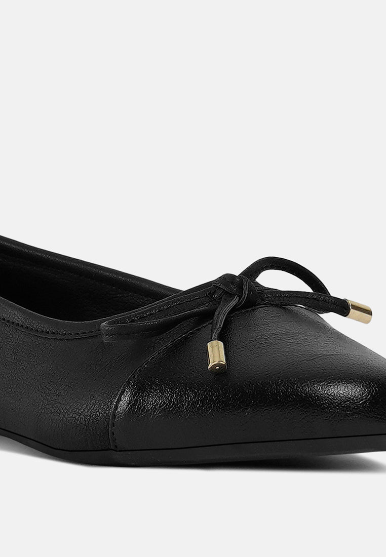 women two tone ballet flats#color_black
