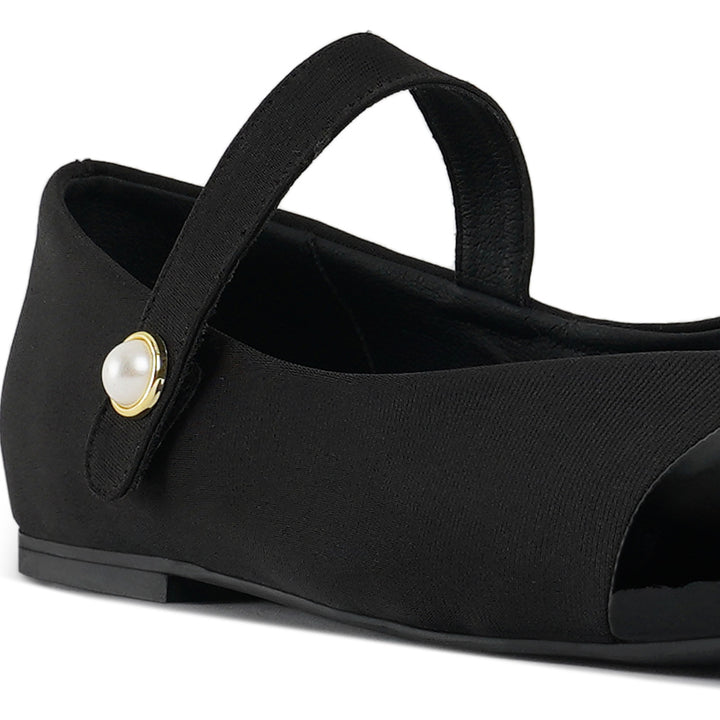 square toe mary jane ballerinas#color_black