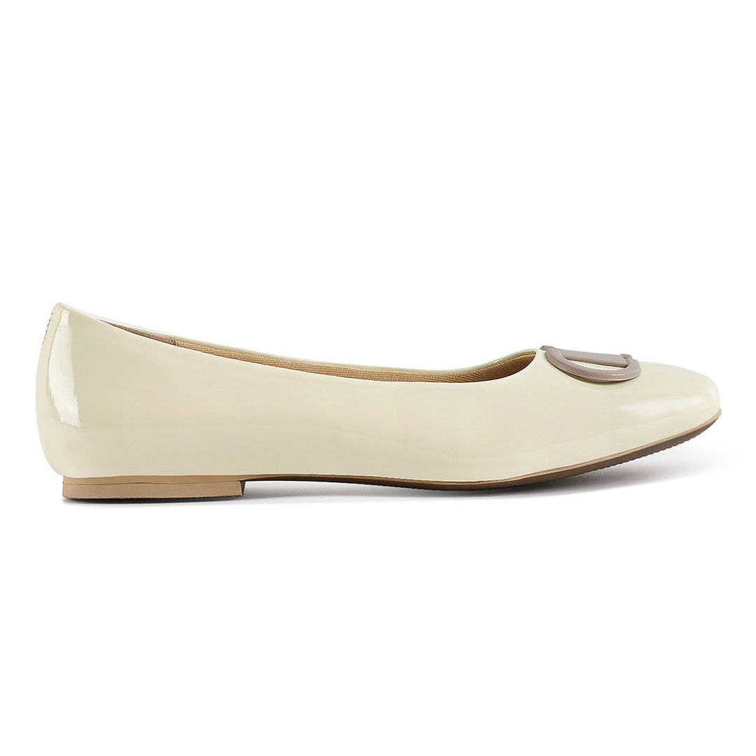 london rag women glossy faux leather horsebit ballerinas#color_off-white