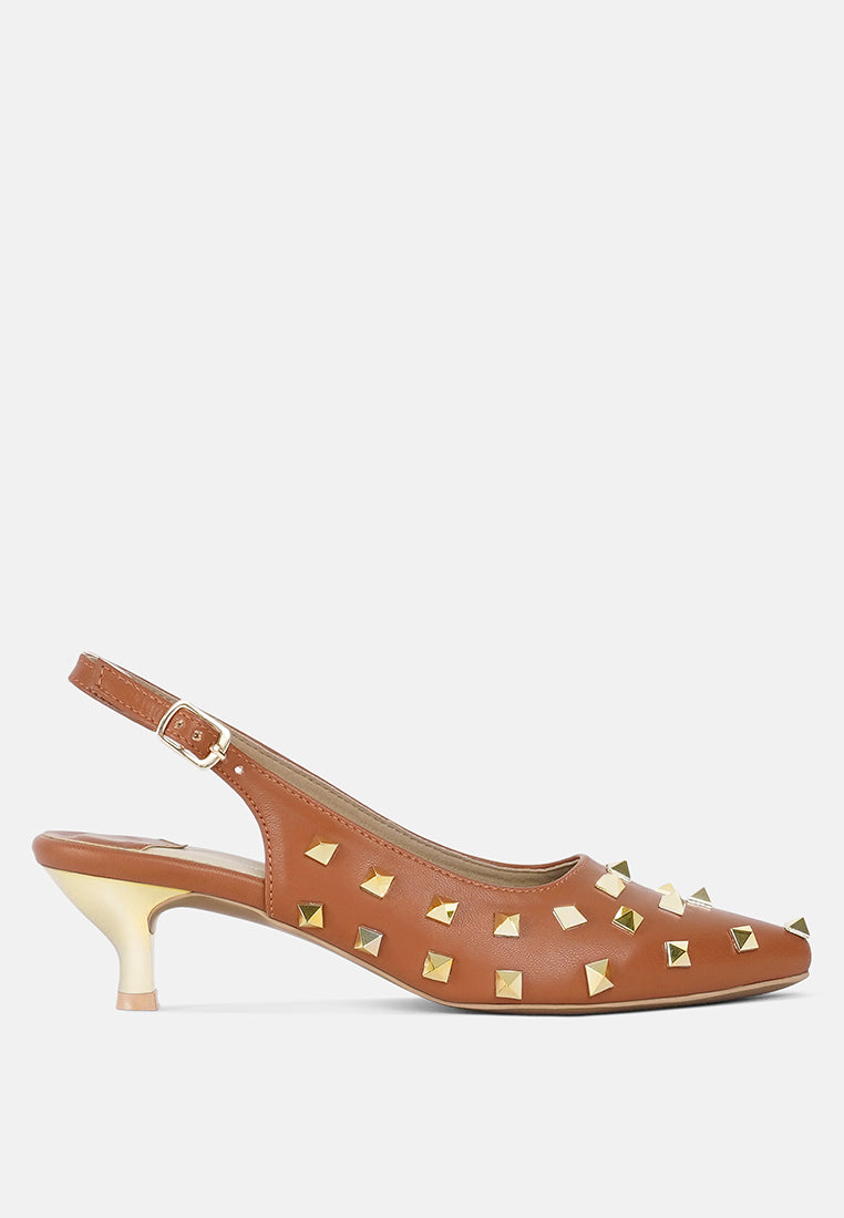 women gold accent studded sandals#color_tan
