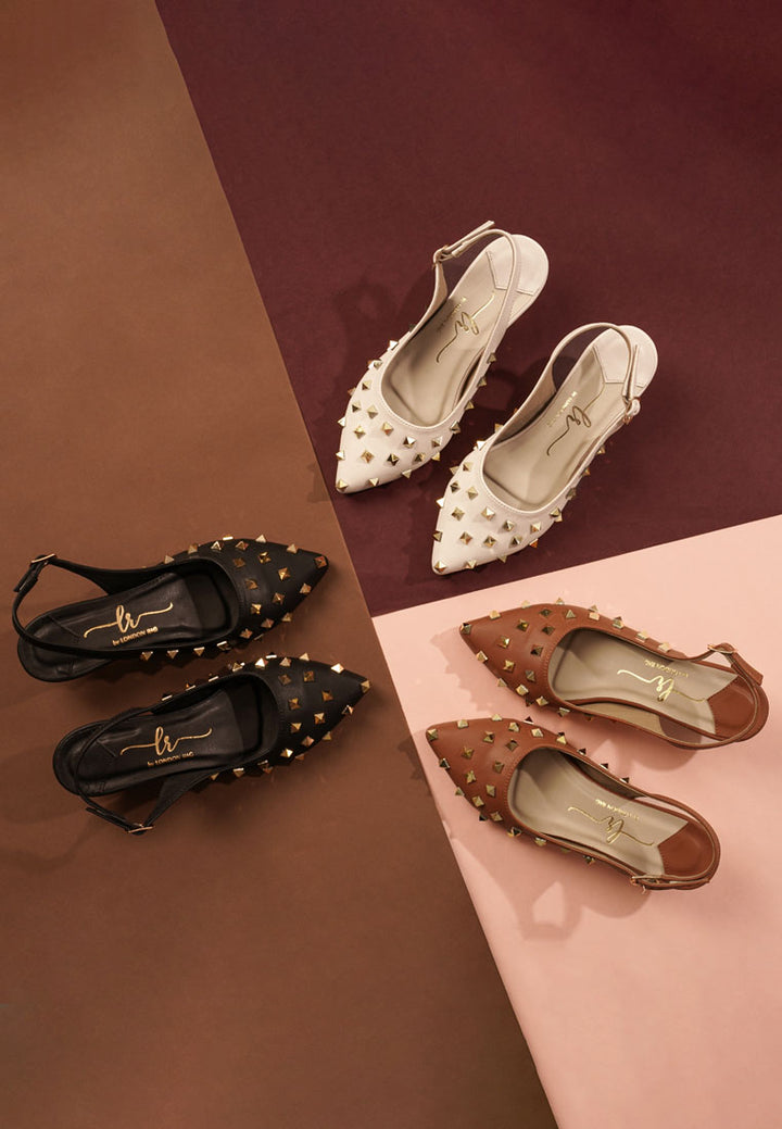 women gold accent studded sandals#color_tan