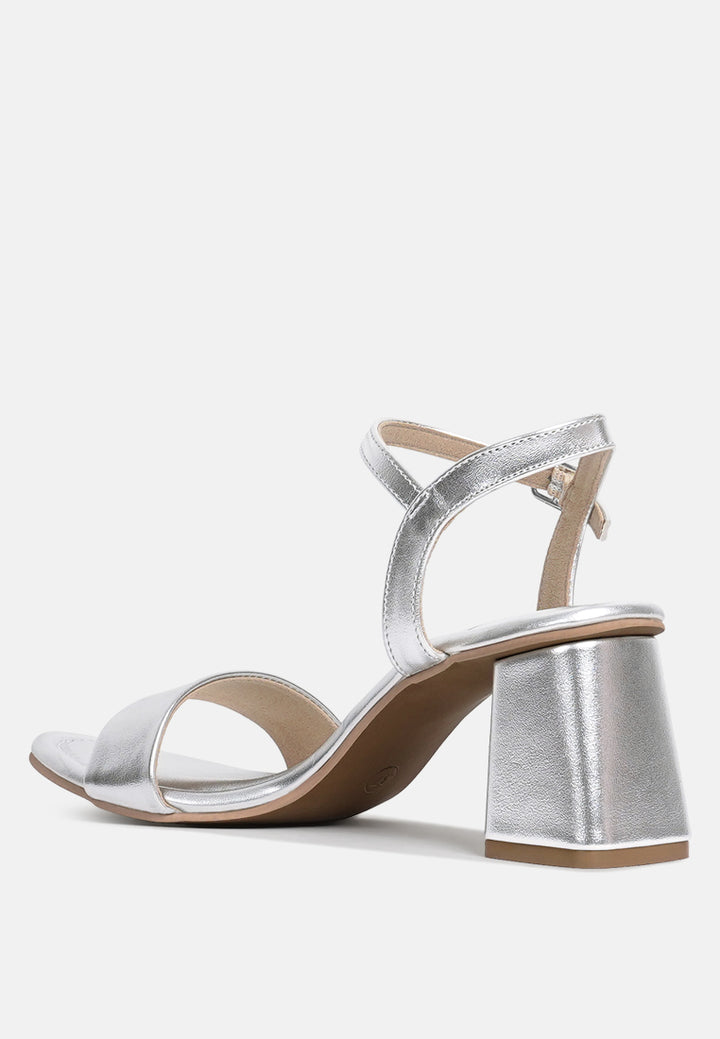 women metallic faux leather sandals#color_silver