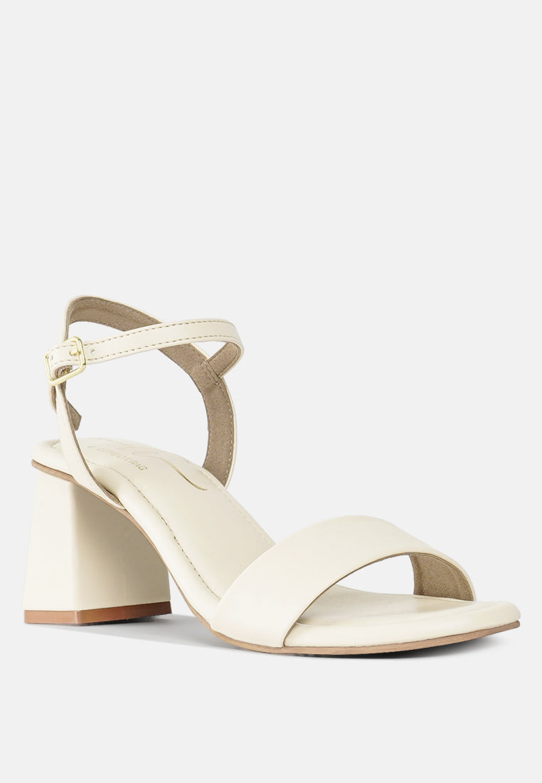 women pin buckle strap block heels#color_beige