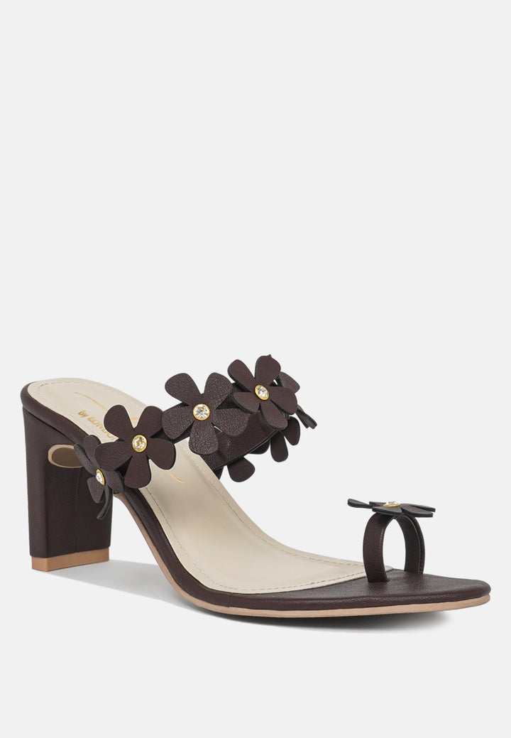 women floral applique slip-on block heels#color_coffee