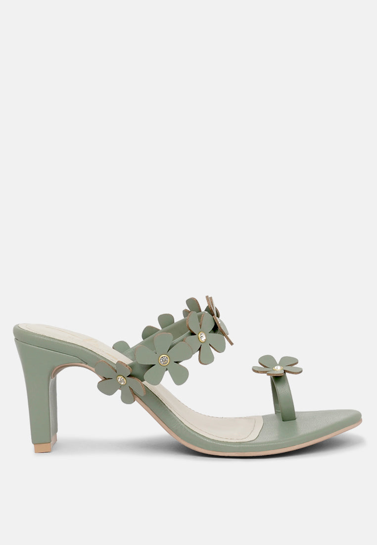 women floral applique slip-on block heels#color_olive-green