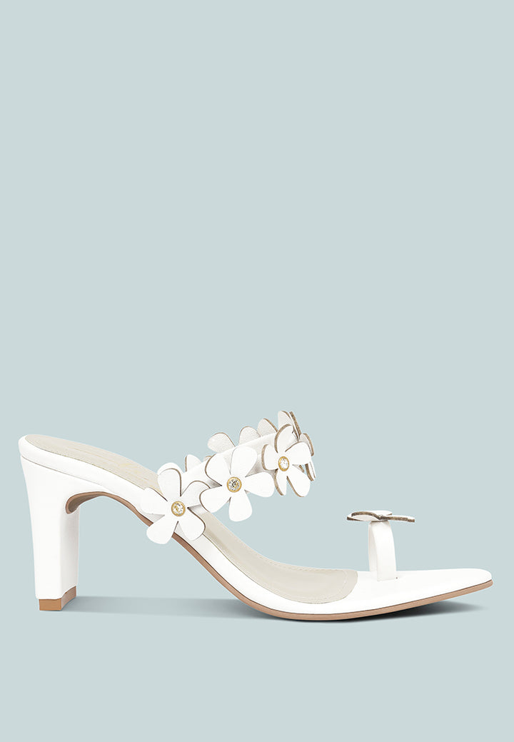 women floral applique slip-on block heels#color_white