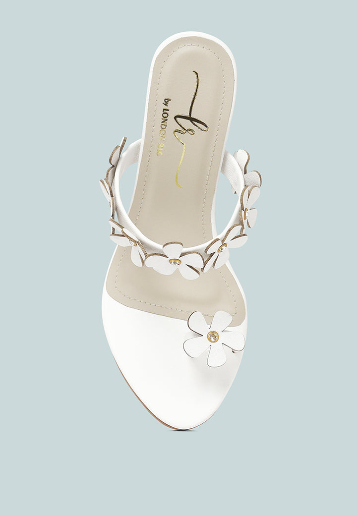 women floral applique slip-on block heels#color_white