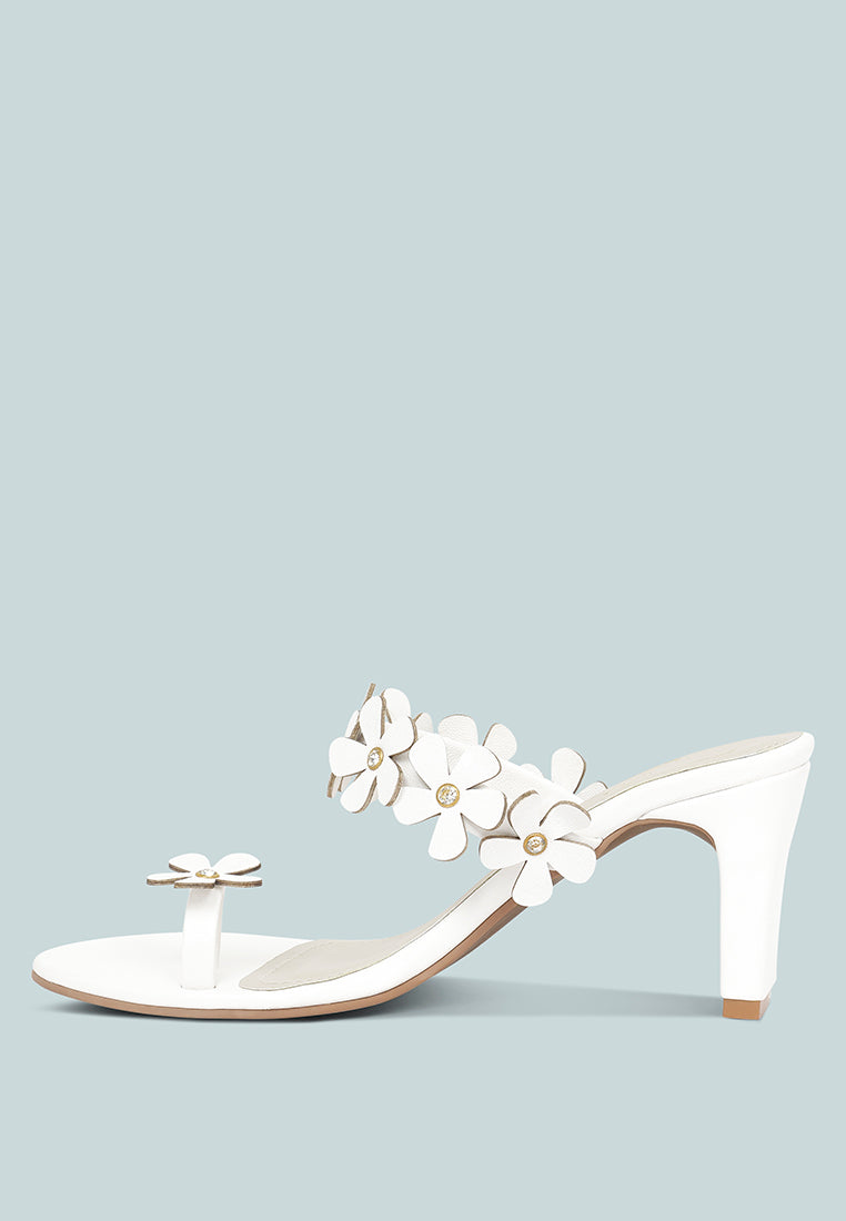 women floral applique slip-on block heels#color_white