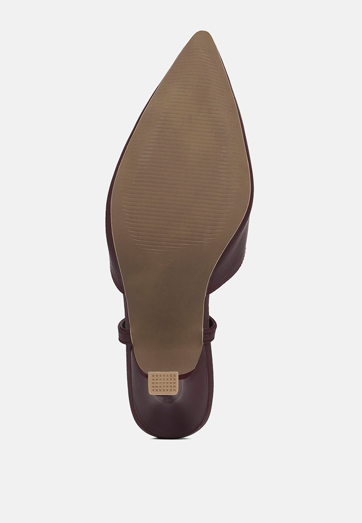 women metallic chain t strap sandals#color_burgundy