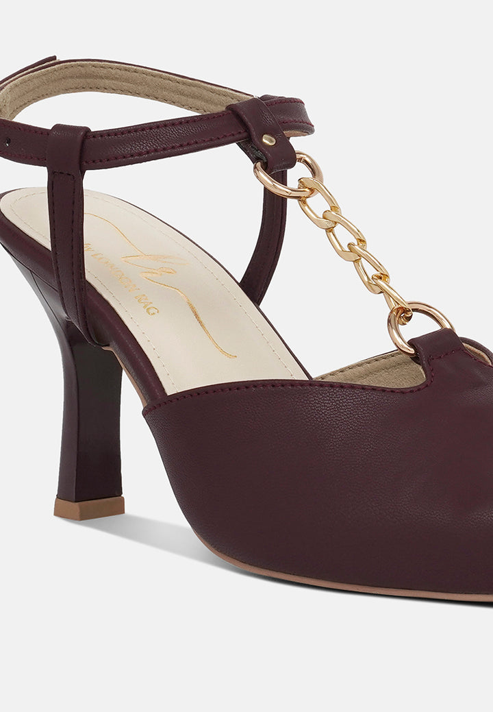 women metallic chain t strap sandals#color_burgundy
