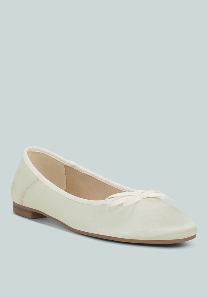 women bow detail satin ballerinas#color_off-white