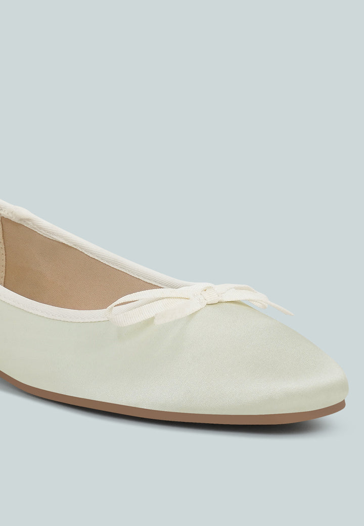 women bow detail satin ballerinas#color_off-white
