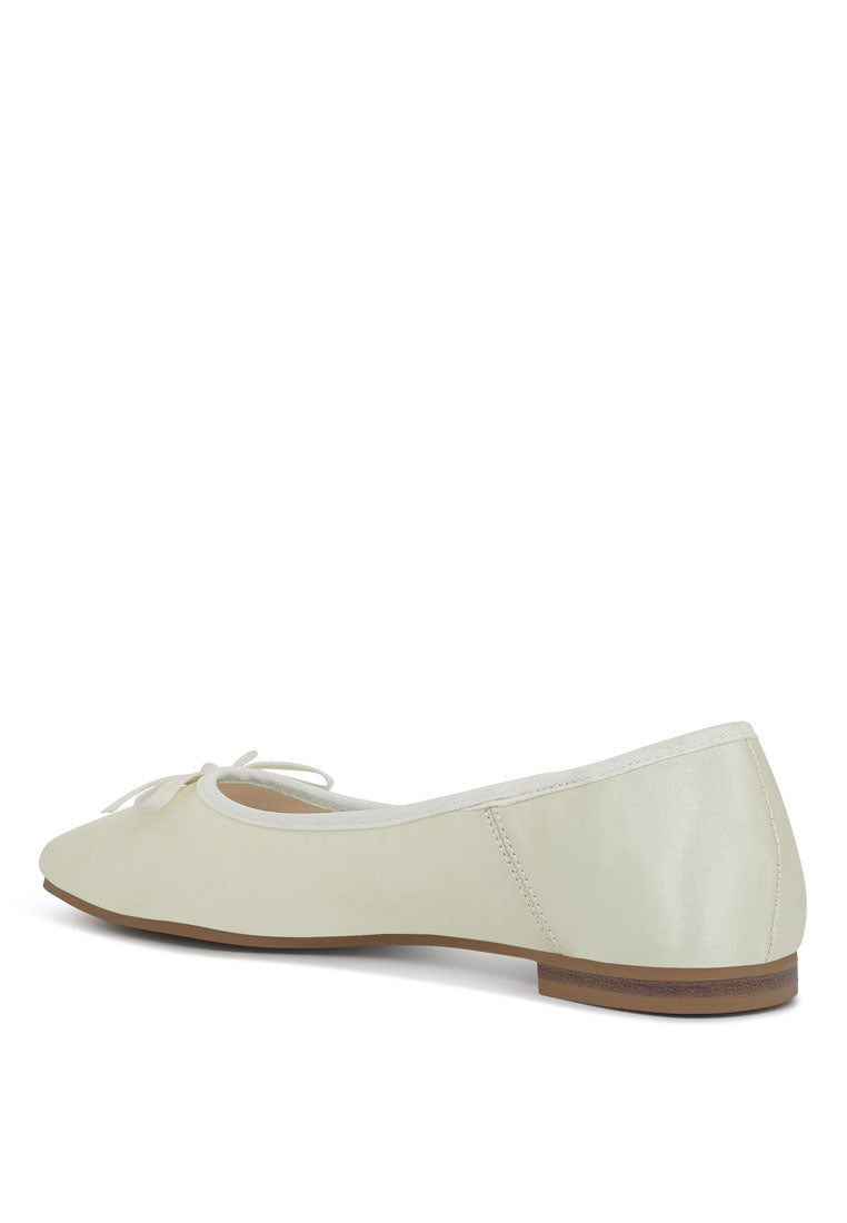 women bow detail satin ballerinas#color_off white