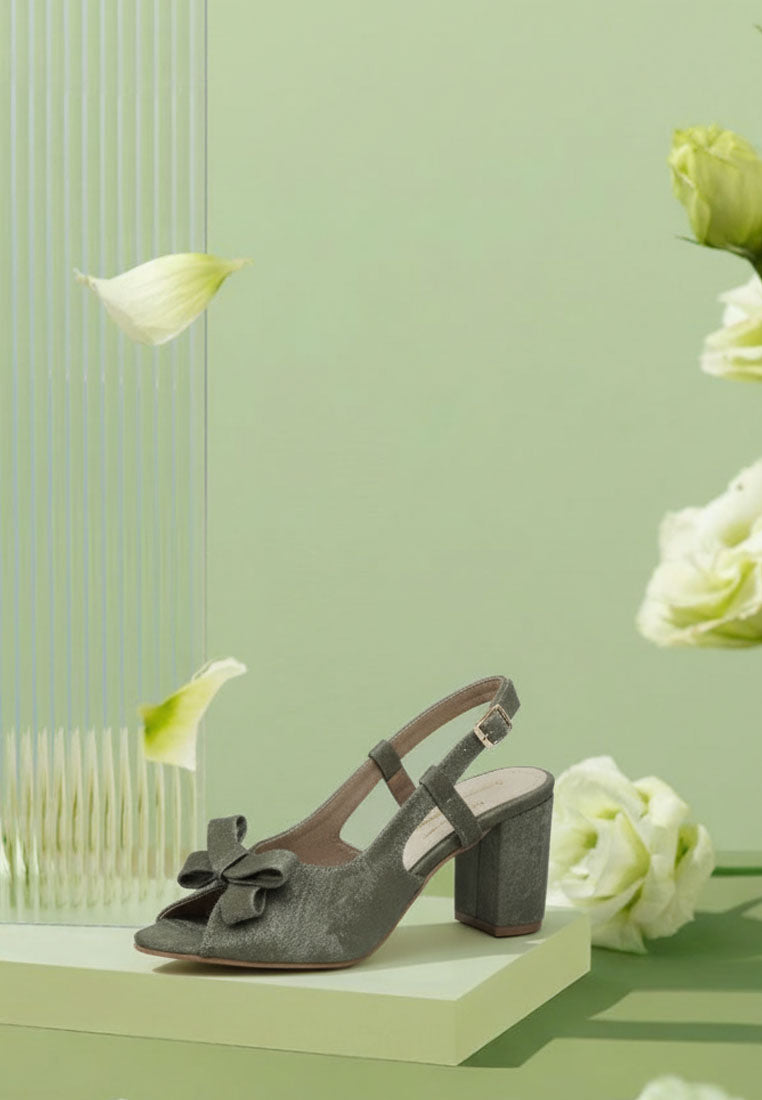 women the bow affair microfiber sandals#color_olive