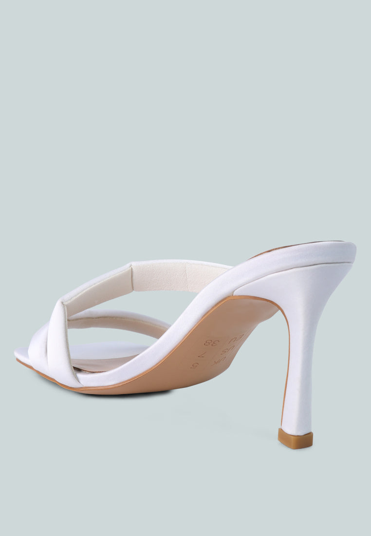 women cross strap heels#color_white