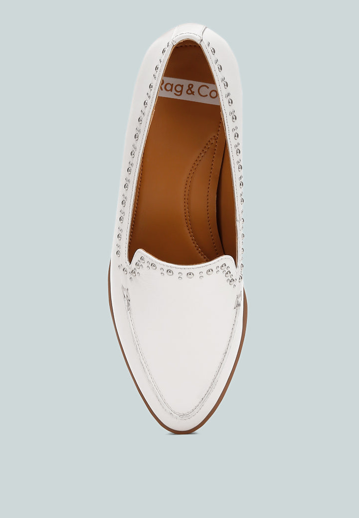 women delicate stud detail leather loafers#color_off-white