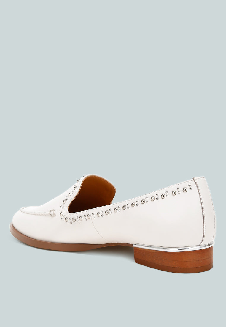 women delicate stud detail leather loafers#color_off-white
