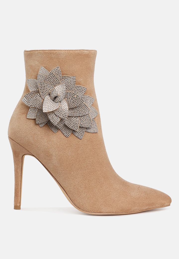 women rhinestones petal detail boots#color_beige