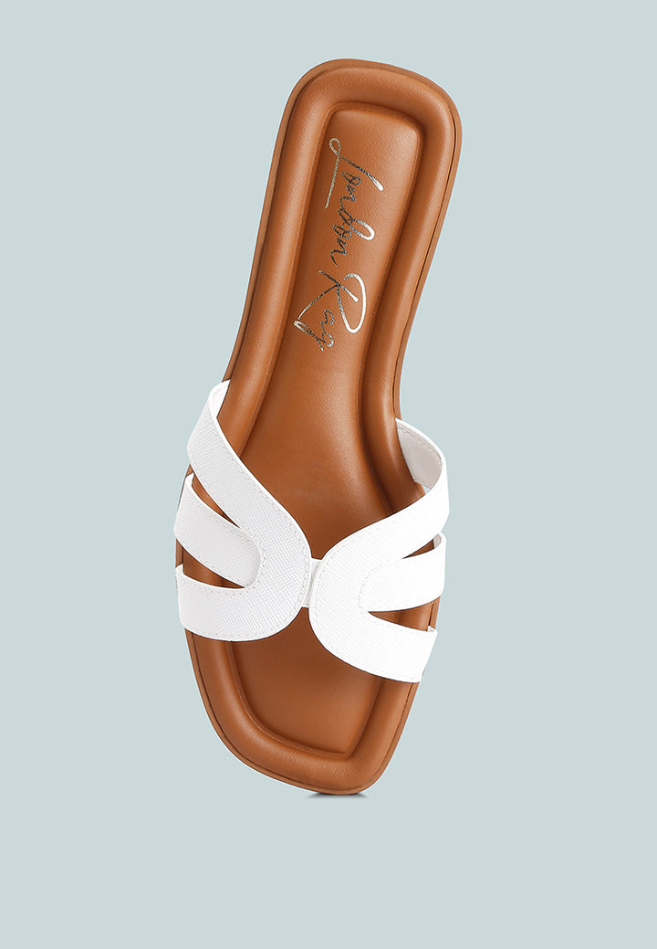 women faux leather flat sandals#color_white