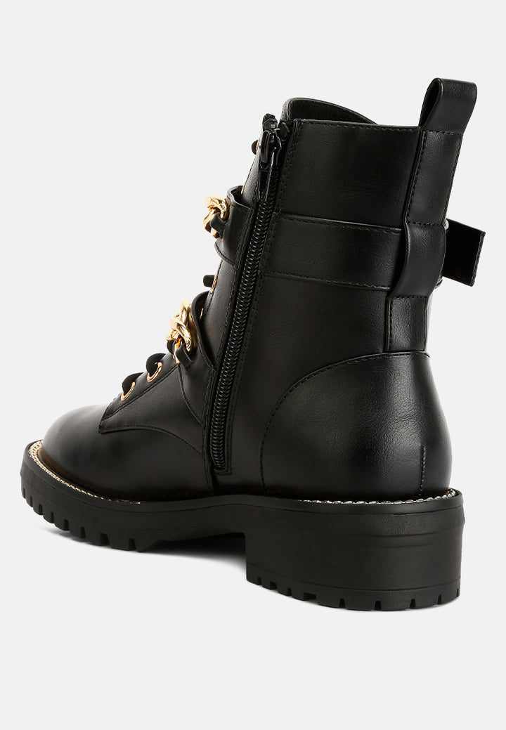 women metal chain detail biker boots#color_black