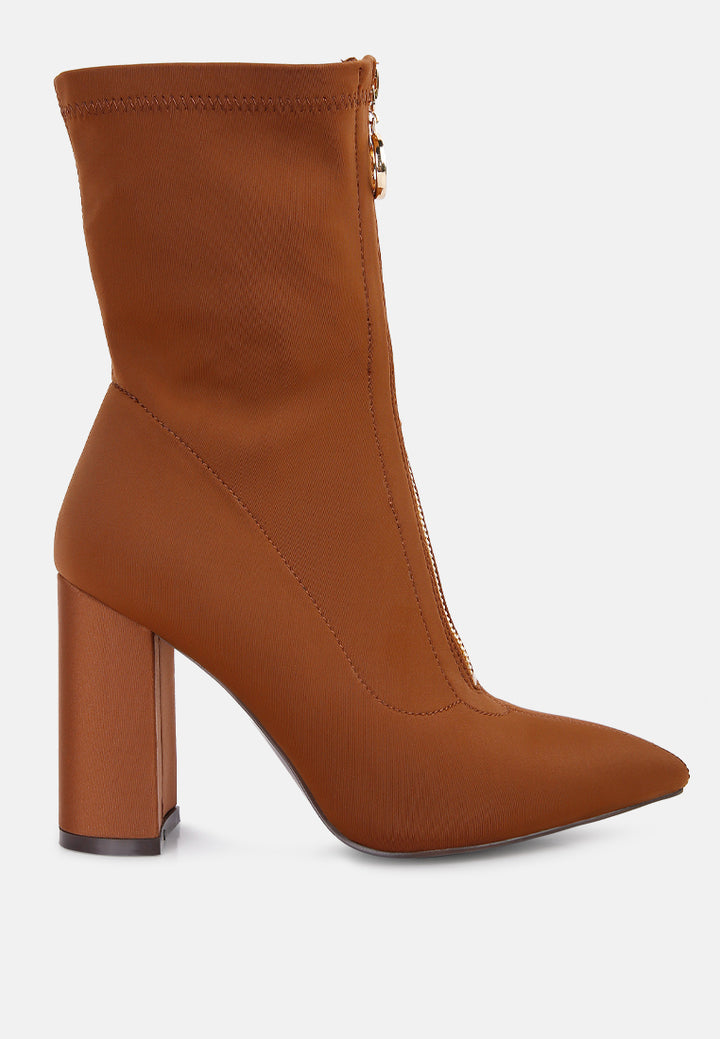 women bobbettes block heeled ankle boot#color_tan