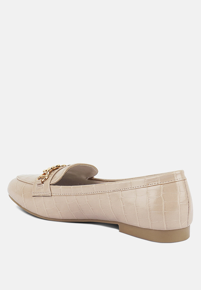Women Bro Zone Croc Metal Chain Loafers