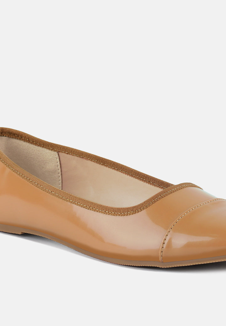 women almond toe ballerina flat shoes#color_camel