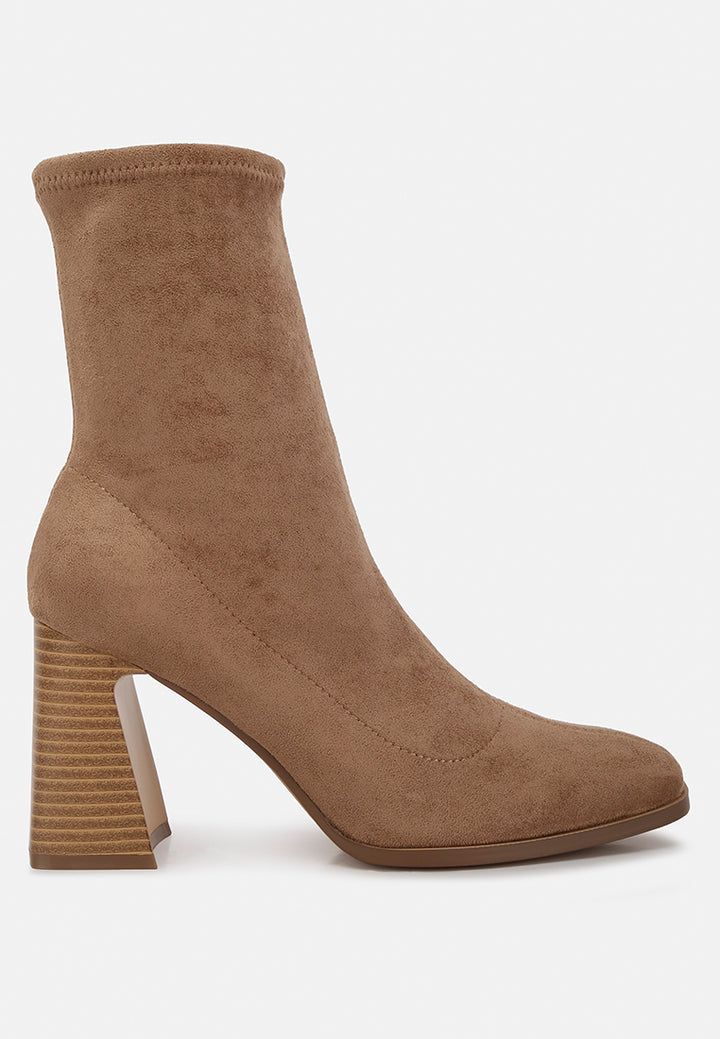 women candid flared block heel boots#color_taupe