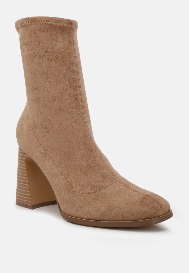 women candid flared block heel boots#color_taupe