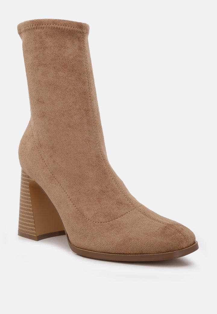 women candid flared block heel boots#color_taupe