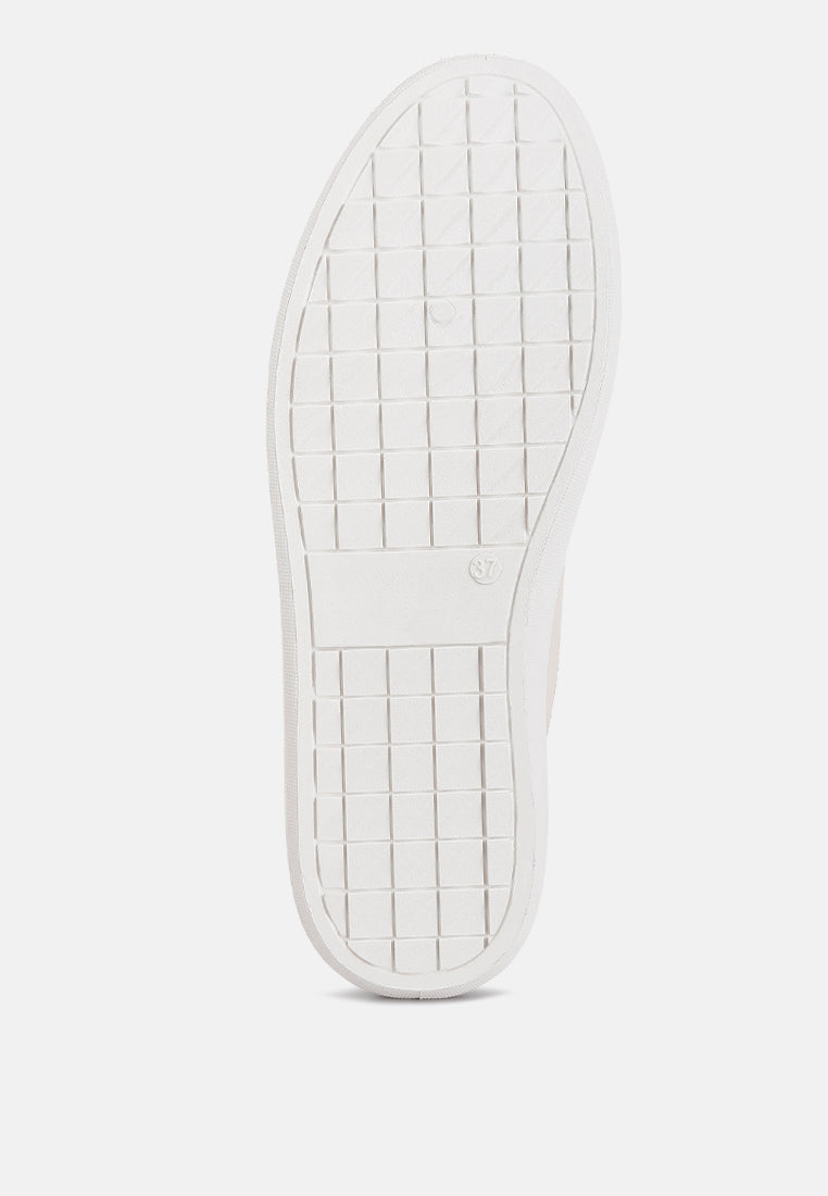 claude faux leather back panel detail sneakers#color_beige