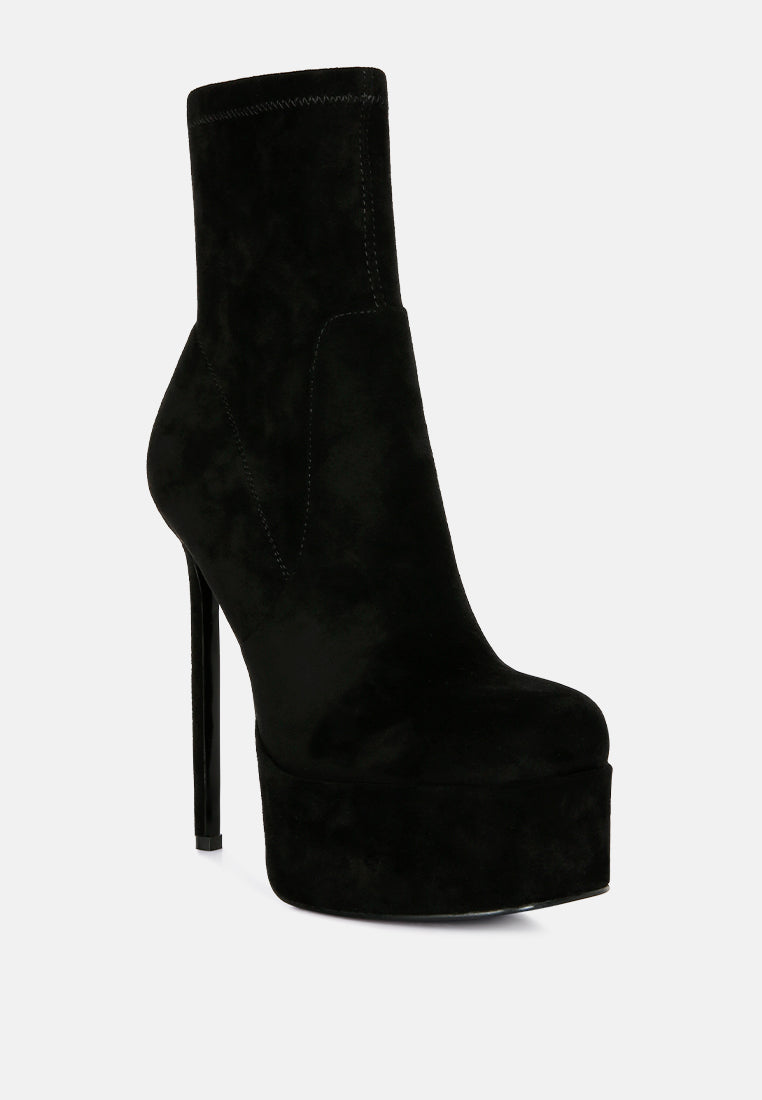 women high heeled ankle boot#color_black