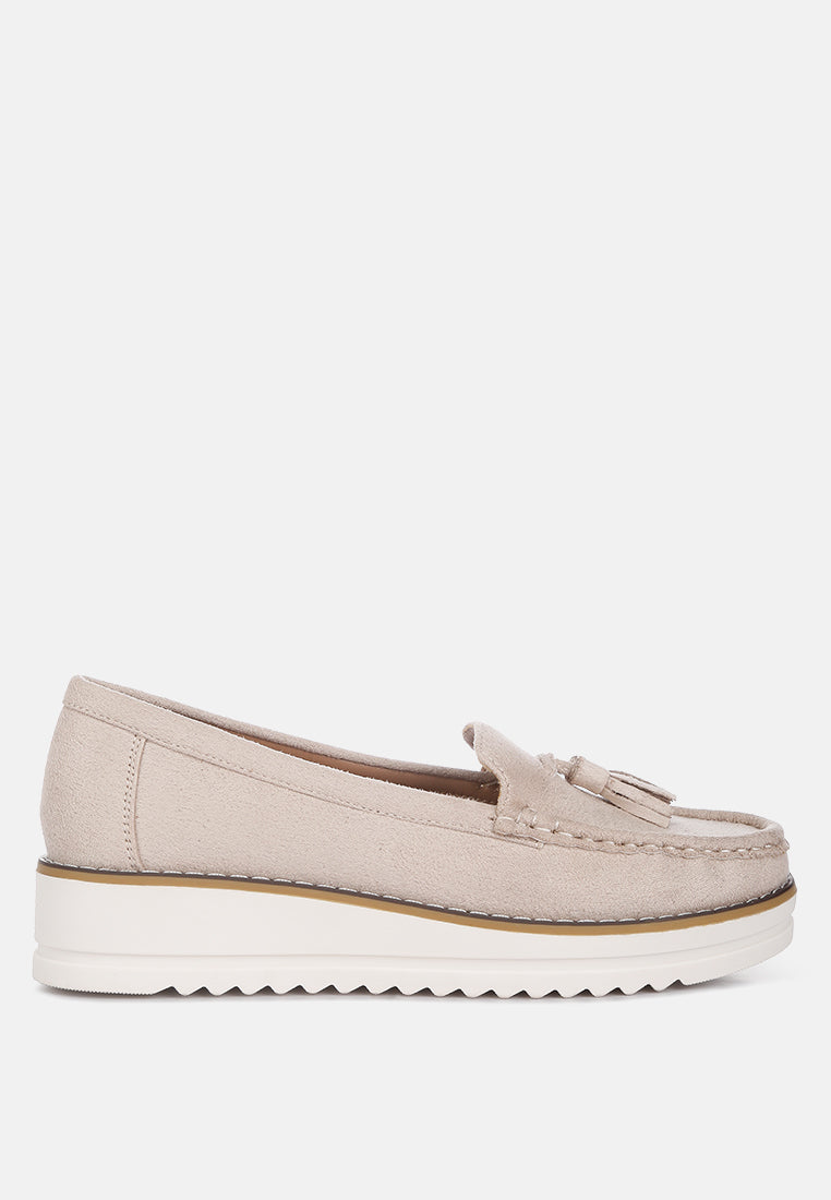 women platform lug sole tassel loafers#color_beige