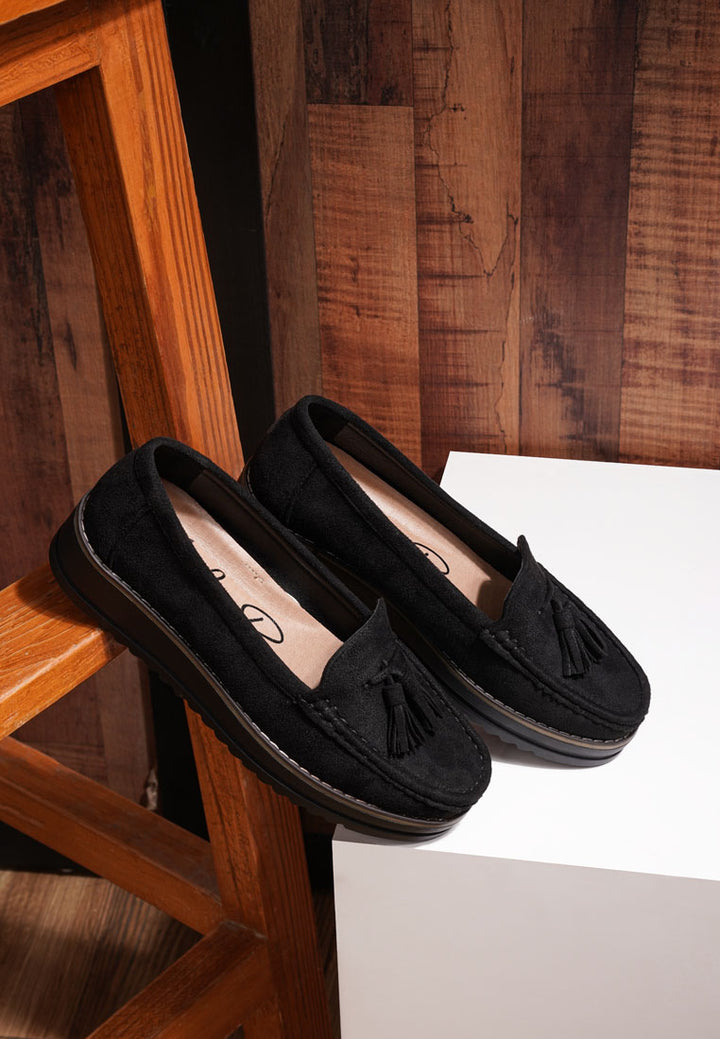 women platform lug sole tassel loafers#color_black