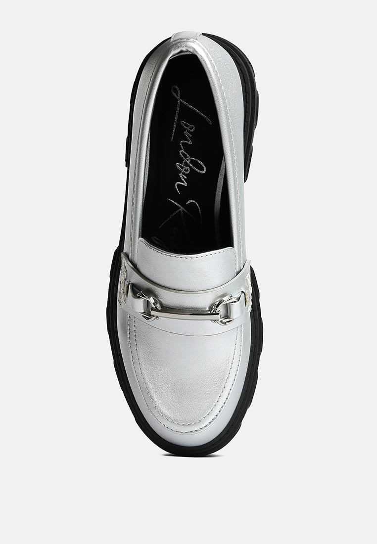 women darlina metallic platform loafers#color_silver