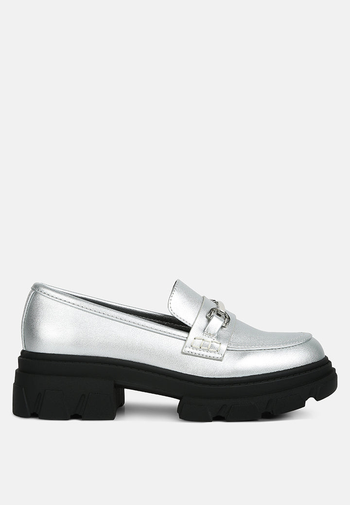 women darlina metallic platform loafers#color_silver