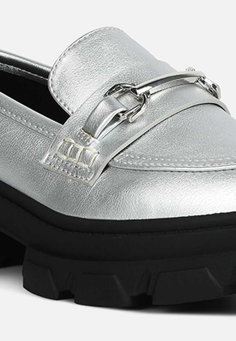 women darlina metallic platform loafers#color_silver