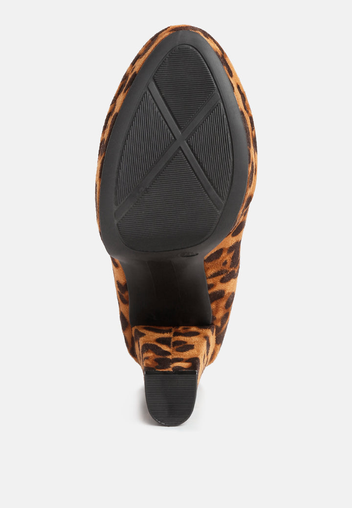 women delia suede block heel pumps#color_brown