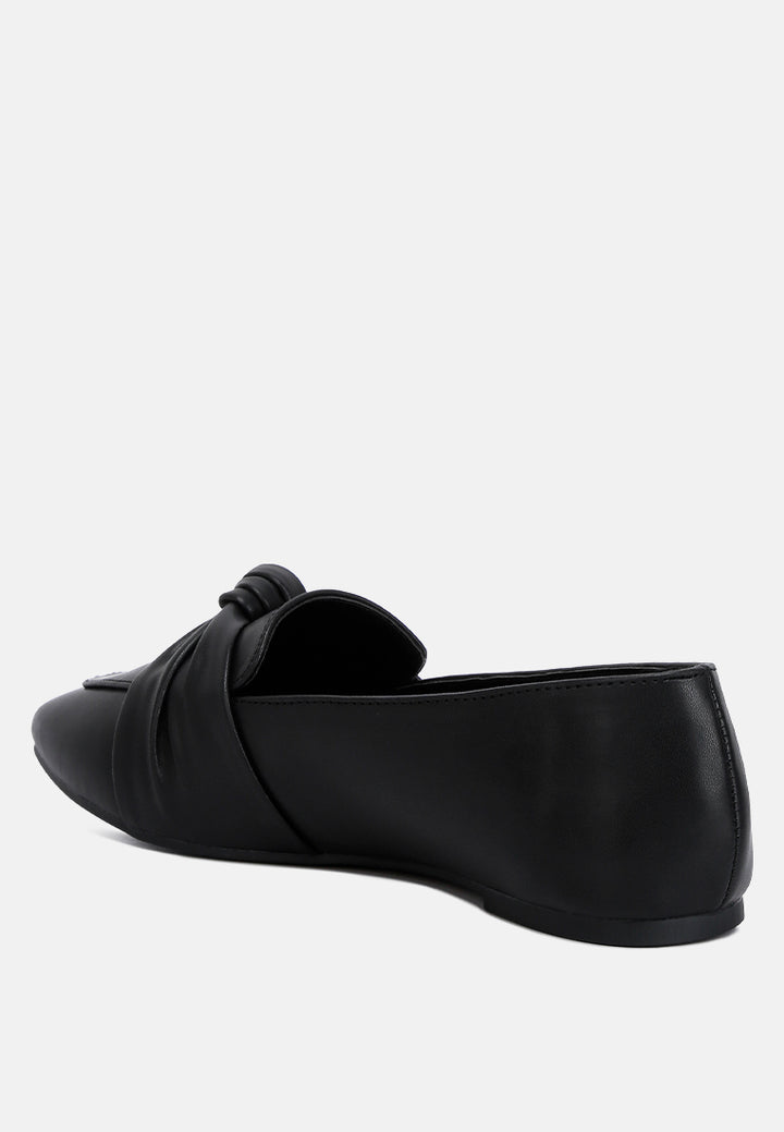 women recycled faux leather flat loafers#color_black