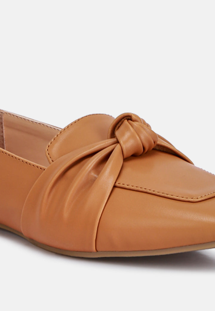 women recycled faux leather flat loafers#color_tan