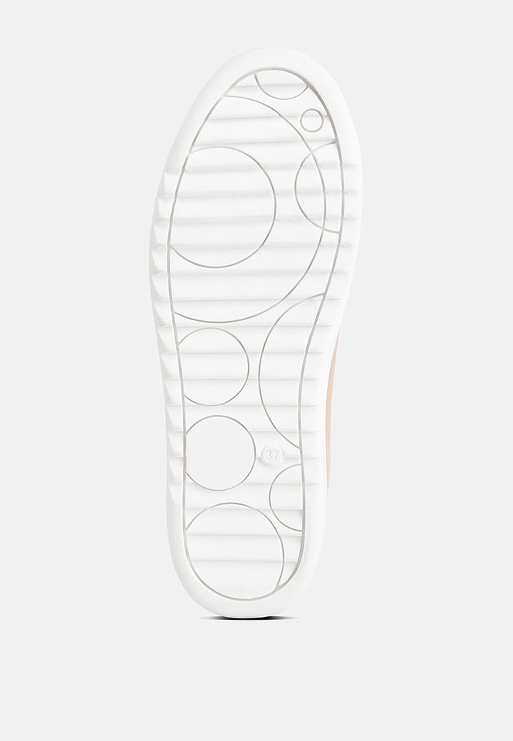 women metallic accent sneakers#color_beige