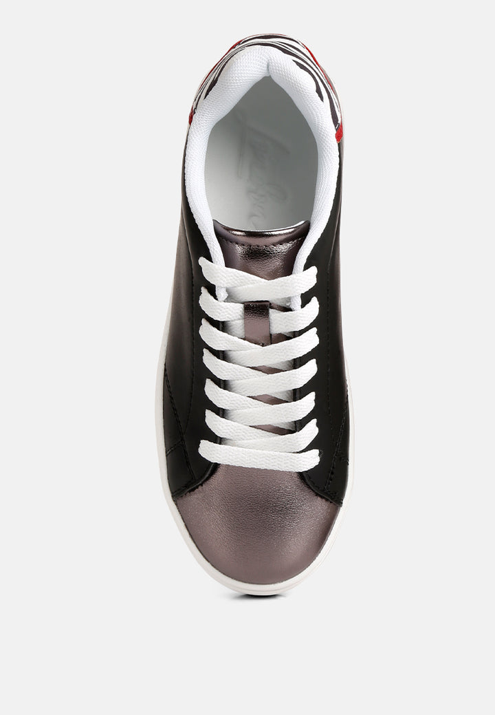 women metallic accent sneakers#color_black