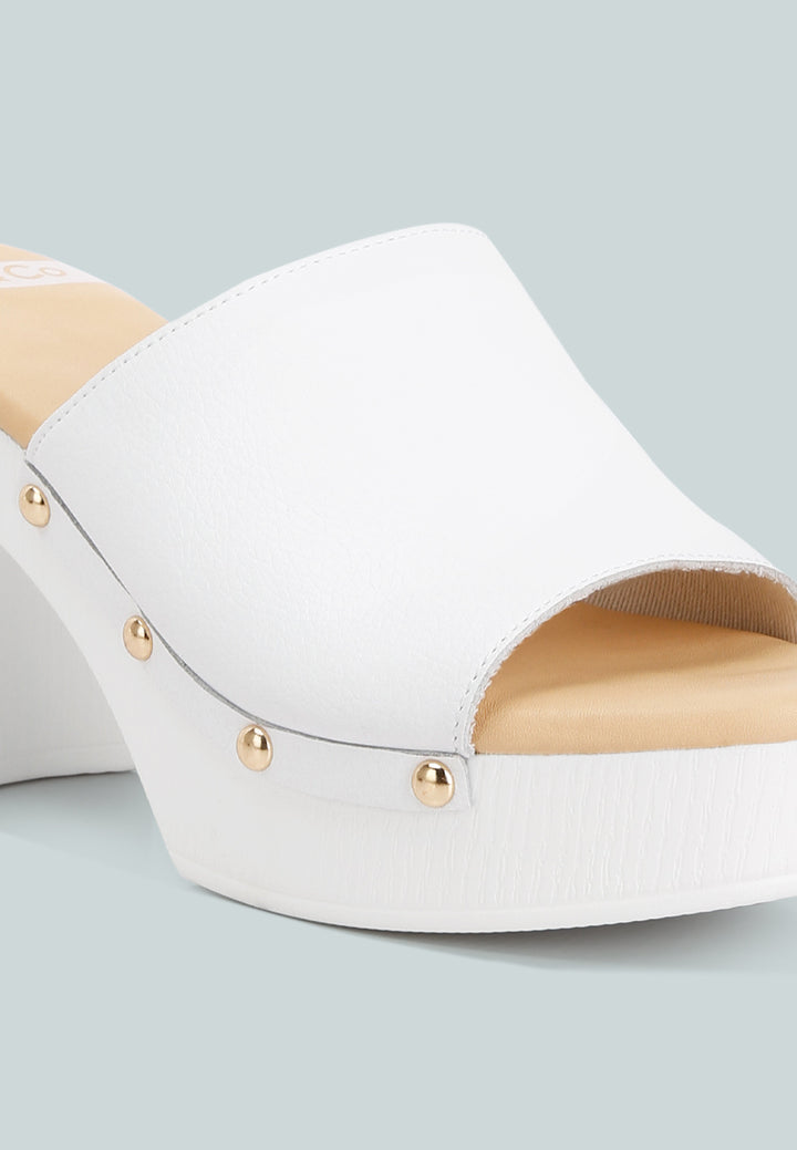 Women Recycled Leather Block Heel Clogs