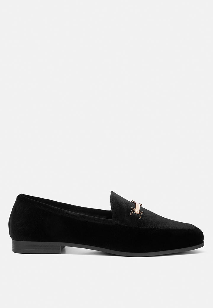 women horsebit embellsihed velvet loafers#color_black