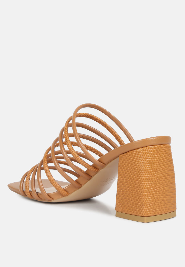 women strappy slip on sandals#color_tan